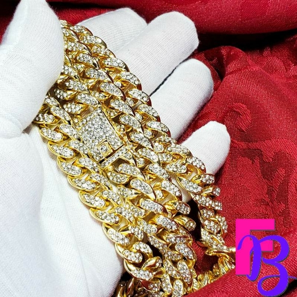 Iced Miami Cuban Necklace - Picture 6 of 17